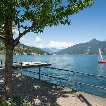 Villaggio Lago Di Como